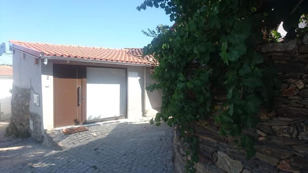 Casa Da Memoria Villa Milhao ภายนอก รูปภาพ
